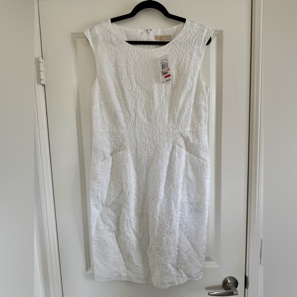 Michael Kors White Textured Embroidered Sleeveless Shift Dress with Pockets